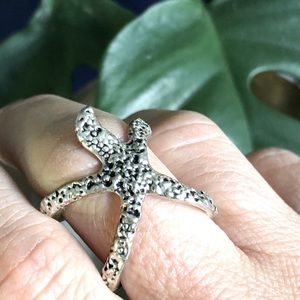 {TIU} Tone it Up Starfish Cuff Ring in silver